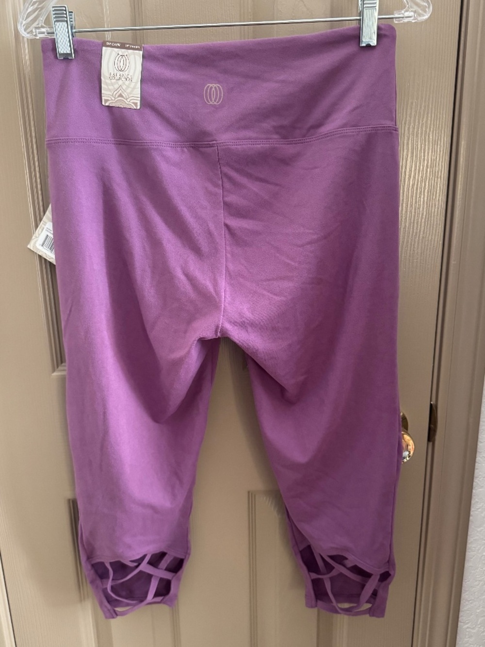 NWT Balance Collection The capri 19" purple